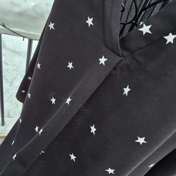 J Crew size Large v neck blouse, black white stars size L, EUC - Picture 3 of 9